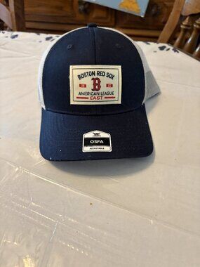 NWT Official Boston Red Soxs Baseball Cap